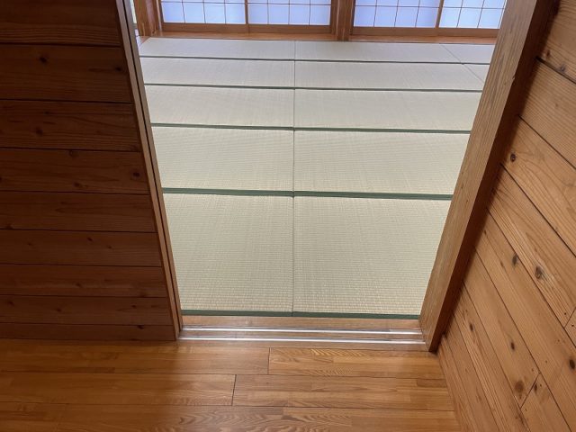 宿泊体験室入口幅88cm