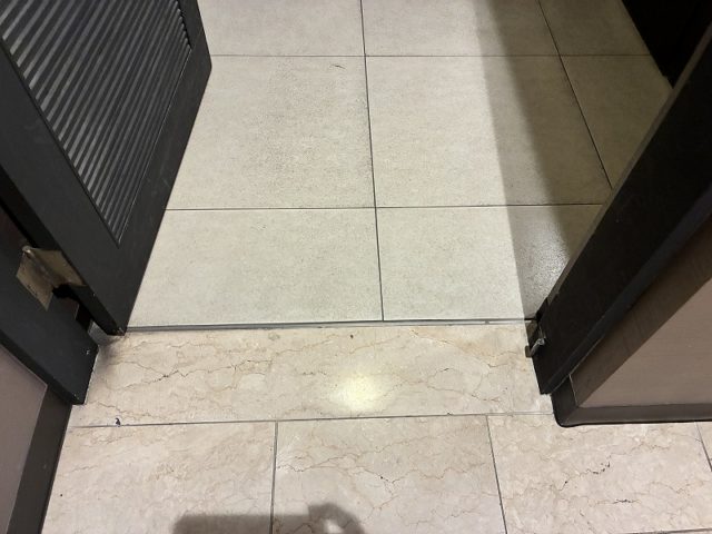 個室入口幅82㎝