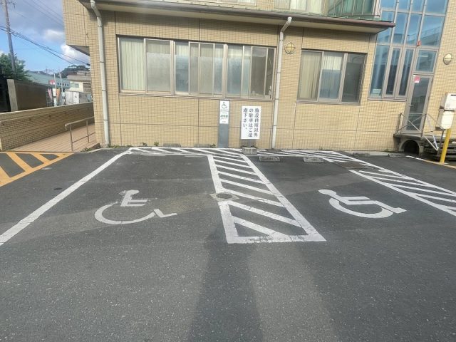 専用駐車場2台